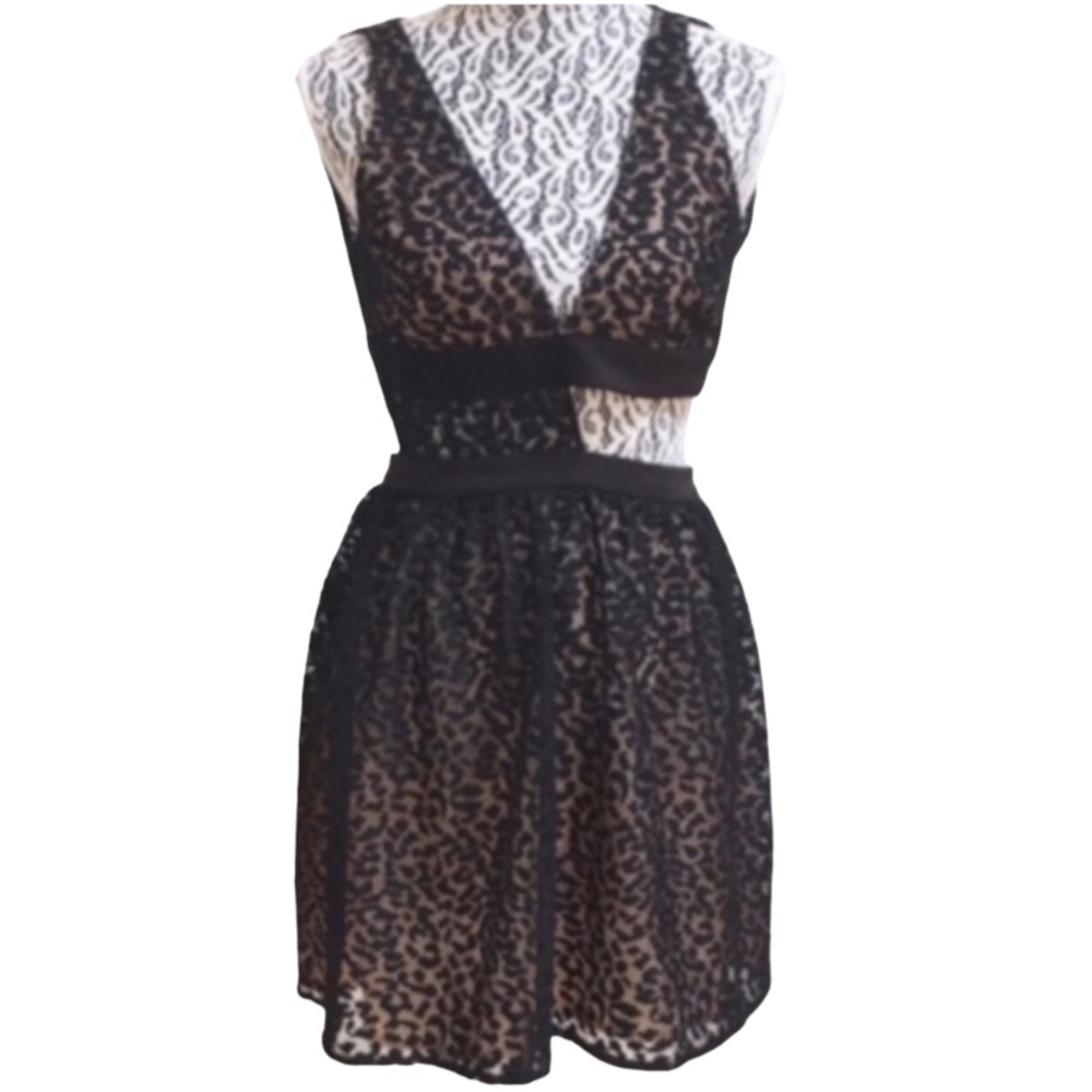 STYLESTALKER Bionic Cutout Lace Deep V-Neck Sexy Cocktail Mini Dress, Black, XS - Picture 1 of 8